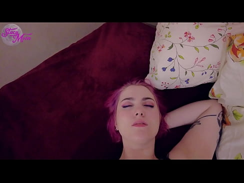 ❤️ Coura spolužačka požádala, abychom s ní mohli vynechat OBG, takže jsme šukali bez kondomu ️ Tvrdé porno u nás